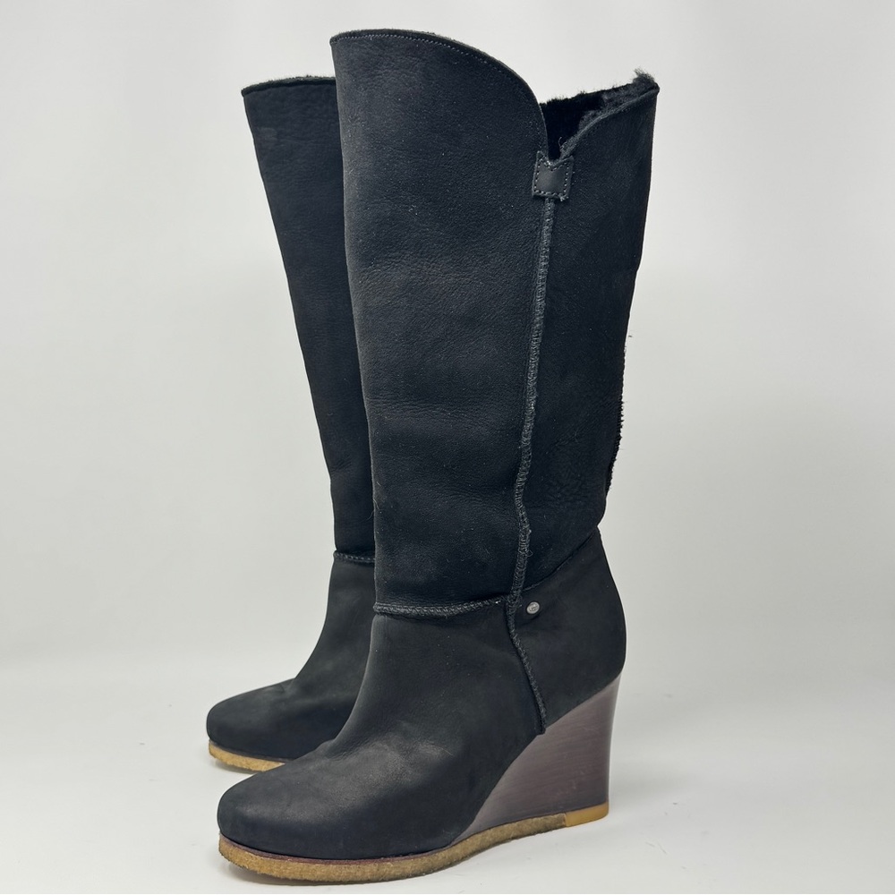 UGG Australia Aprelle Black Sheepskin Pull-On Boots - Size 6 US